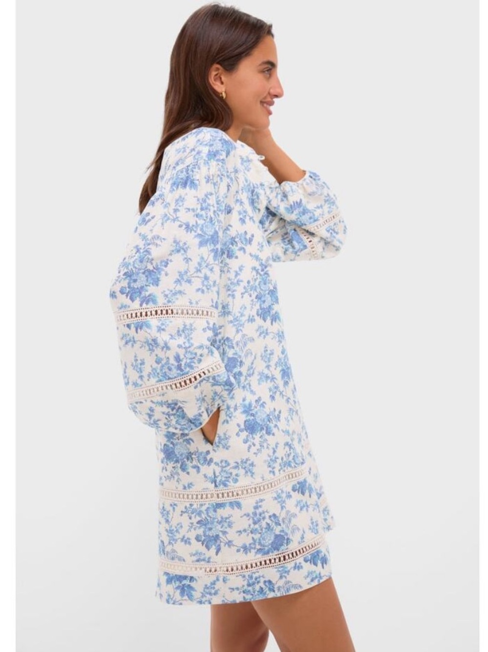 TUCKERNUCK Forget Me Not Floral Cotton Linen Mini Maryse Caftan - Picture 9 of 9
